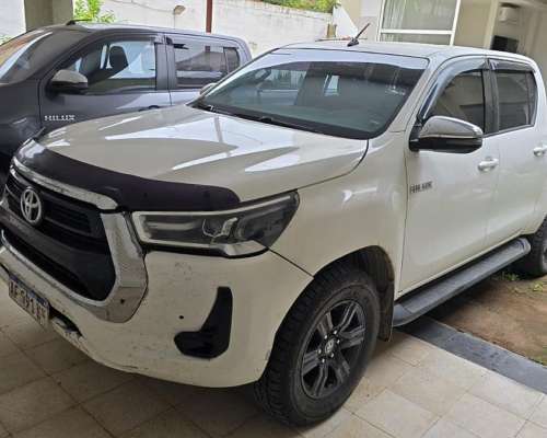Toyota Hilux SRV 4X4 Mod. 2021 MT