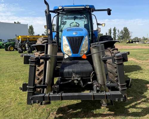 New Holland Modelo: T7.215 muy Bueno NO SE Toman Usados
