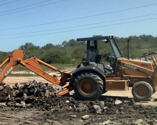 Retroexcavadora, Case 580 L