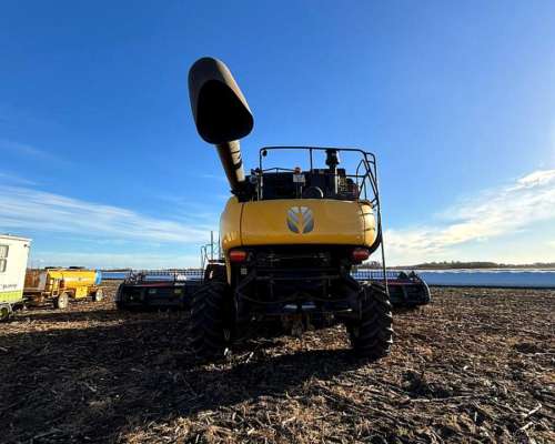 Cosechadora New Holland CR 6.80 Drapper 40 Pies Maizco