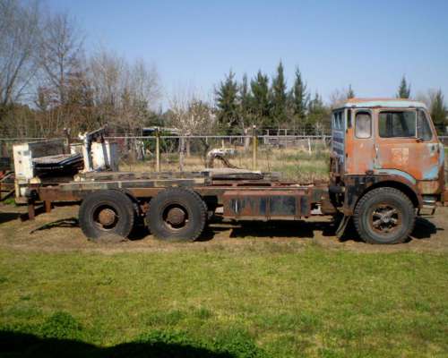 Camion Fiat 693 N1