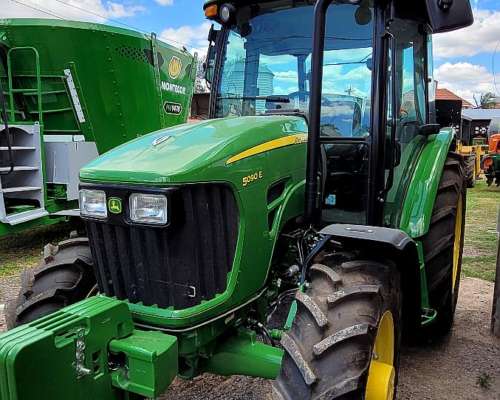Tractor John Deere 5090 0km