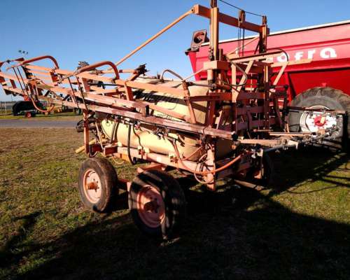 Pulverizador Jacto Columbia Cross 2000