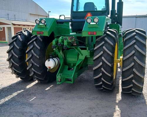 Tractor John Deere 8570