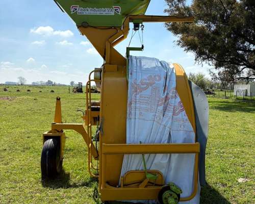Embolsadora Fiber K Autónoma sin Tractor