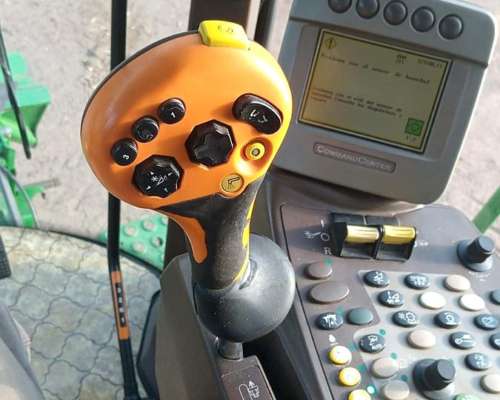 John Deere 9770 Americana año 2010 D. Tracción Draper 35 PIE