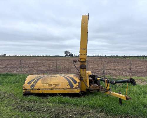 Picadora de Forraje Magal 2100