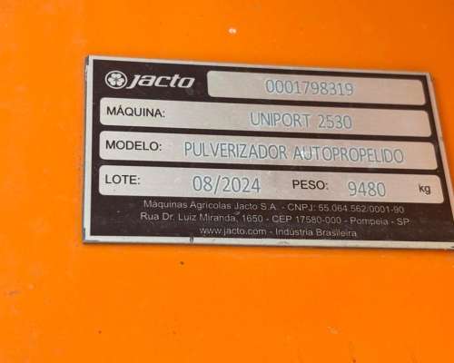 Jacto Uniport 2530. año 2024.
