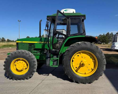 John Deere 7500, Cabina con Climatizador