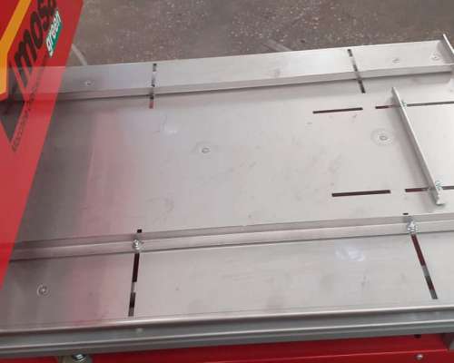 Sembradora de Bandejas Mosa SEM 100