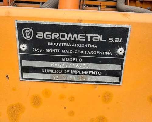 Sembradora Agrometal TX Mega 16 Surcos a 52 cm