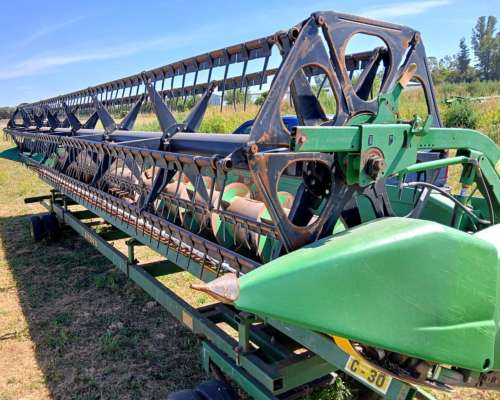 Plataforma Jhon Deere 630f de 30 Pies