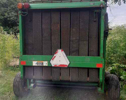 Enrolladora Jhon Deere 535 Buen Estado con SU Monitor