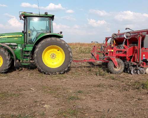 Busco Empleo de Tractorista Sembrador Tolvero Mixero