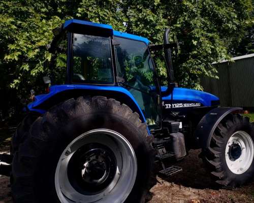 New Holland TM 125. 125hp. Tres Puntos.