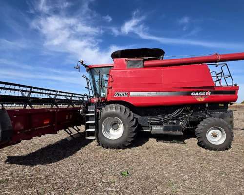 Cosechadora Case IH 2688, año 2012, Plataforma 30 Pies