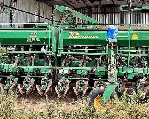 Pierobon MIX 9800 2b PH. año 2004