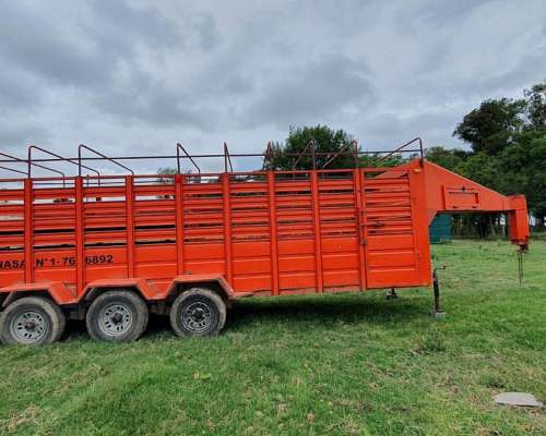 Trailer/carro para Animales. Caballos Ovejas, Corderos, Haci
