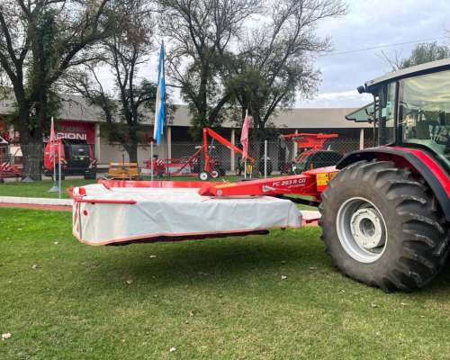 Segadora Acondicionadora Khun FC283 RG