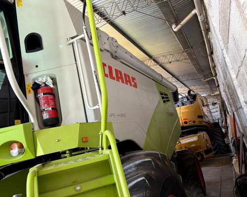 Cosechadora Claas Tucano 560 - Usada