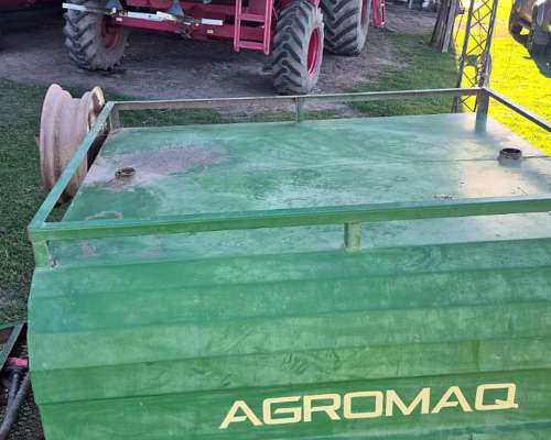 Acoplado Batan para Combustible , Agromaq, 1500 Litros