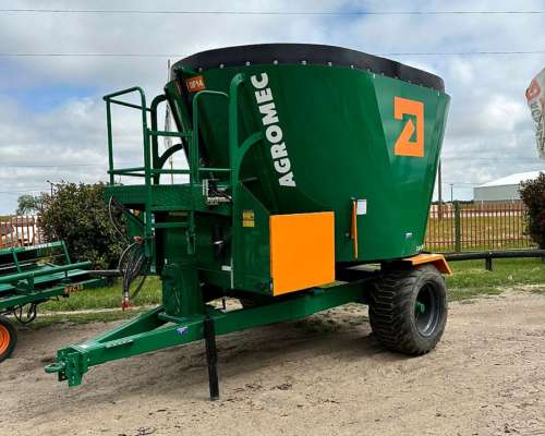 Mixer Vertical Distribuidor 14 M3 Descarga Frontal Agromec