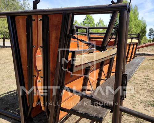 Casilla de Operar y Manga Reforzada Caño Petrolero y Madera