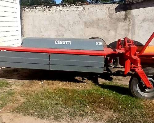 Desmalezadora de Arrastre Cerutti DH3000