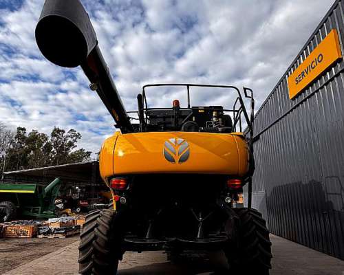 New Holland CR6080 Usada