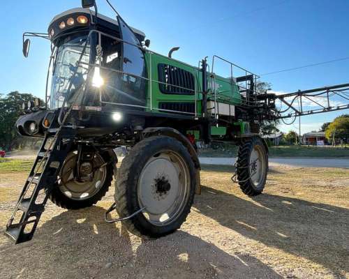 Pulverizadora Metalfor Multiple 3200 SE año 2014