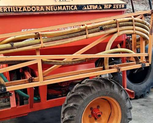 Fertilizadora Altina HP 2518 de 18 Mts