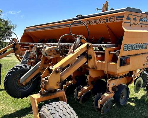 Sembradora Agrometal TX Mega 9/52, Fertilización Simple