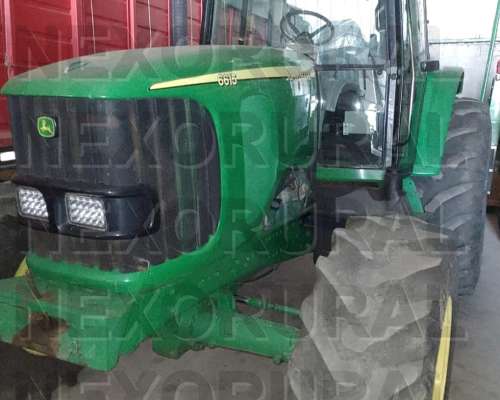 John Deere 6615 año 2010. 9300 Horas
