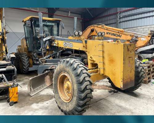 Motoniveladora John Deere 670d (id708)