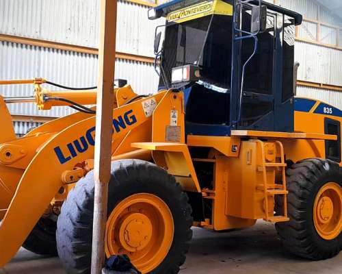 Liugong 835, con 2 MTS3