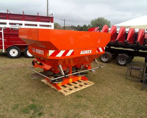 Fertilizadora 3200 Lts Bidisco Línea Agrex Ferti Bernardin