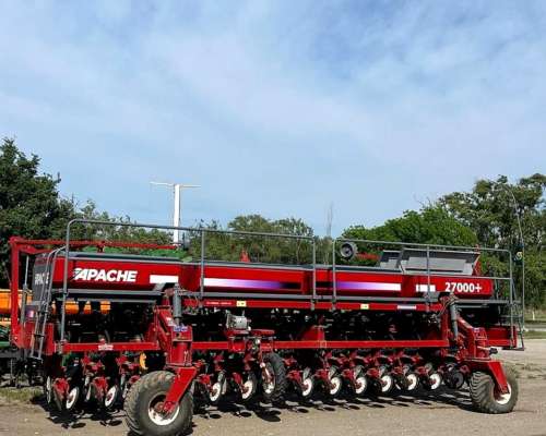 Apache 27000 Precision Planting 16 a 52