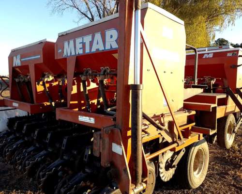 Sembradora Marca Metar 4200