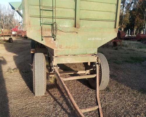 Metalurgica Argentina de 8