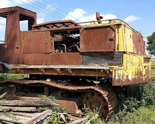 Excavadora Caterpillar Modelo 235