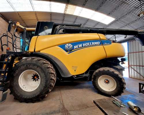 Cosechadora New Holland CR 6080 - 2014