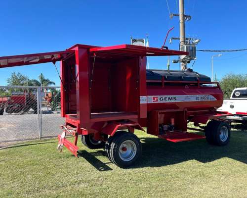 Acoplado Tanque de 3000 Lts Combinada