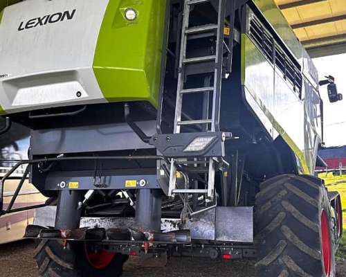 Cosechadora Lexion 7600. año 2021 con Plataforma de 45 Pies