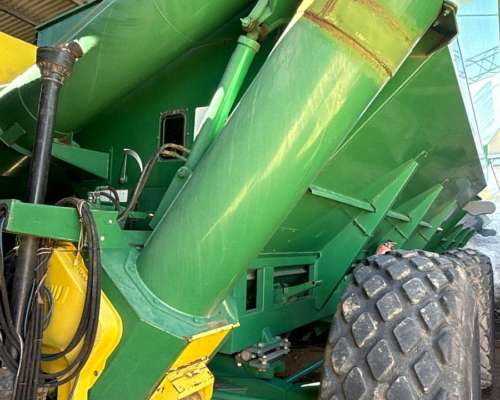 Tolva Ombu CRV - 26 TN - año 2015