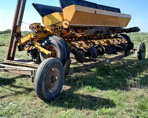Sembradora Agrometal GX de 21 Líneas a 21