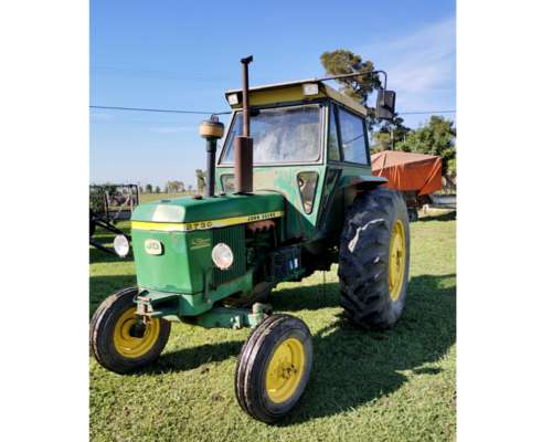 Tractor John Deere 2730 .