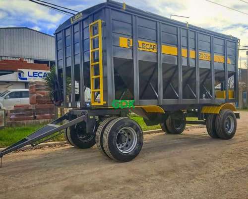 Tolva Semillera y Fertilizante 20-22 TN. Lecar