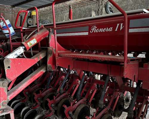 Sembradora Crucianelli Pionera 30 a 23