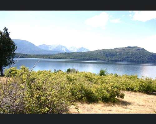 Campo Agreste con Costa del Lago Lezama-cholila-chubut