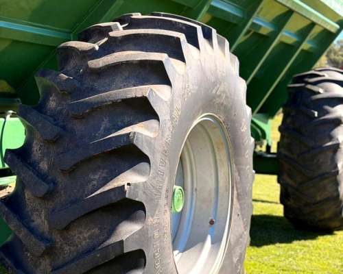 Tolva Autodescargable Montecor 22tn 26.500lts con Balanza